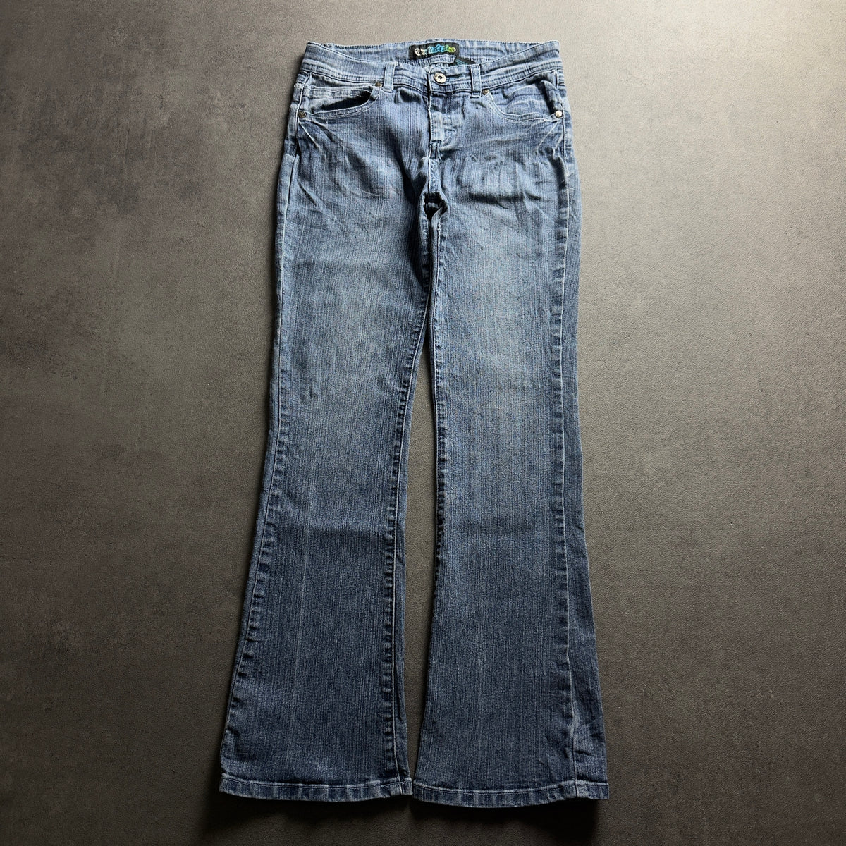 Y2K BASIC BOOTCUT JEANS (Größe XS)